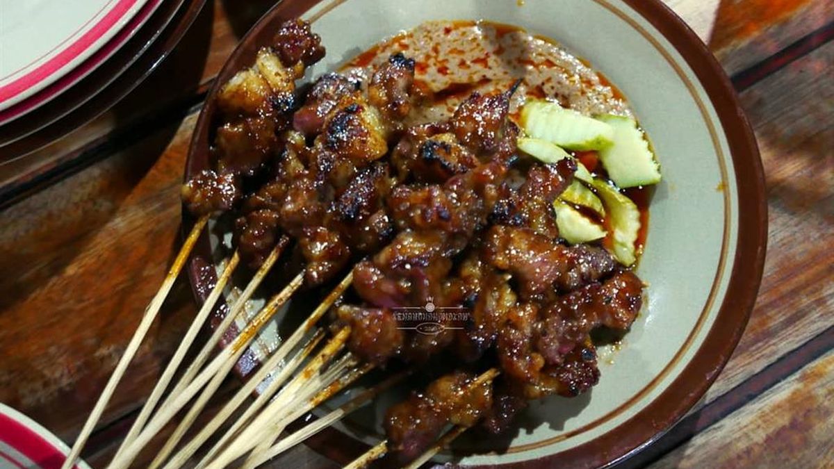 Sate Cilacap: Rasa Autentik yang Menggigit Jiwa